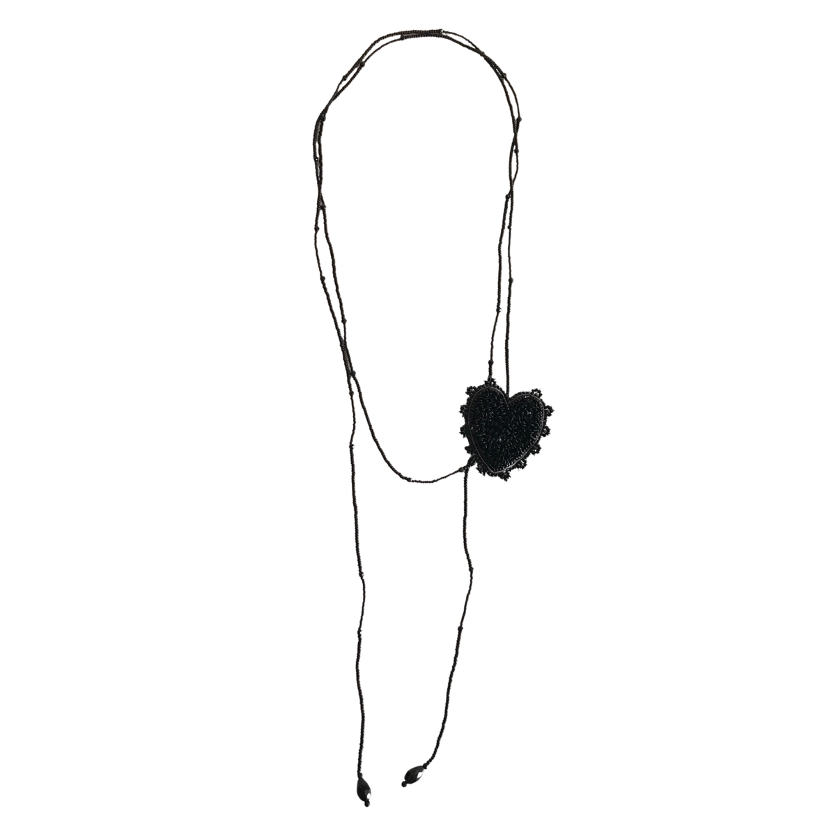 AMATA M NECKLACE